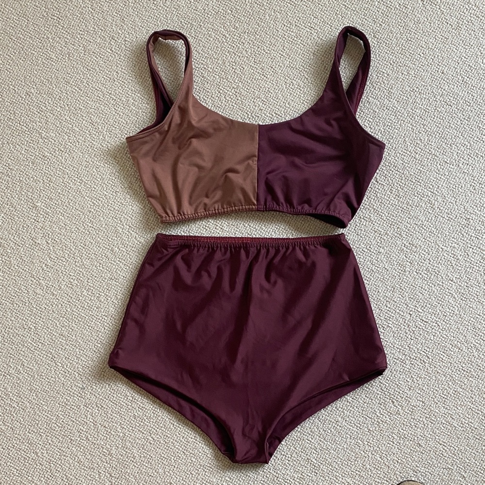 Hackwith Design House Two-Tone High-Waist Bikini Set — Top (S), Bottom (M)